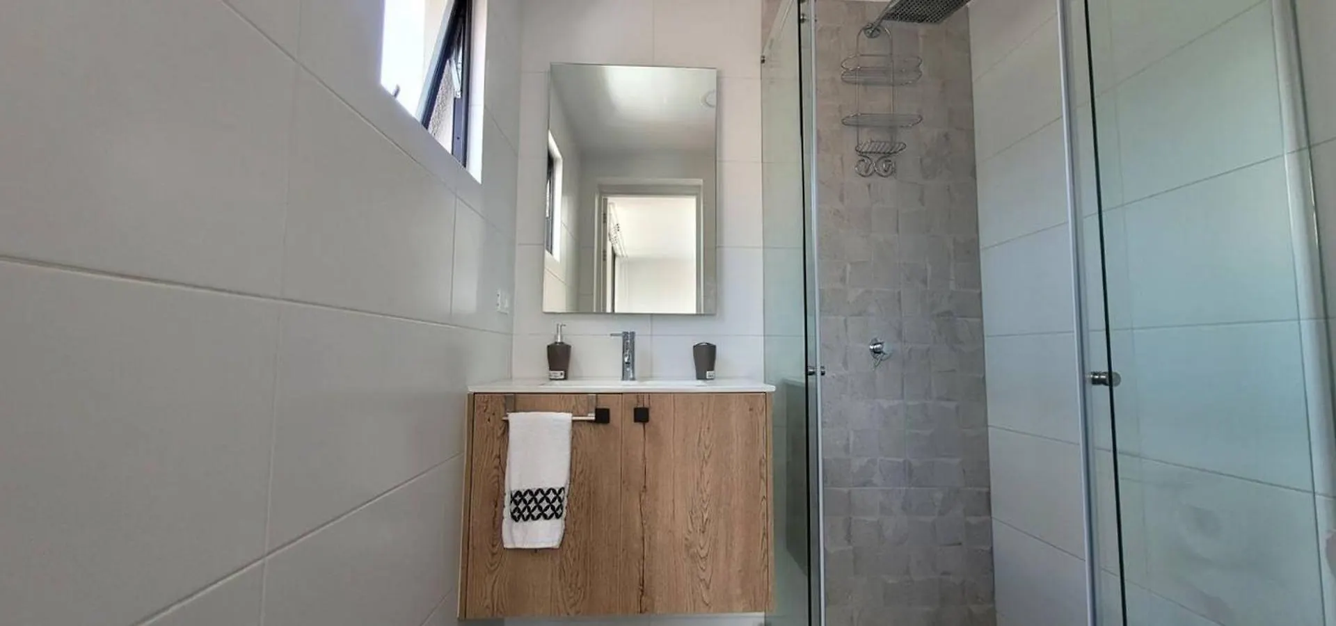 Stylish Suite W Rooftop Jacuzzi Quito Apartment